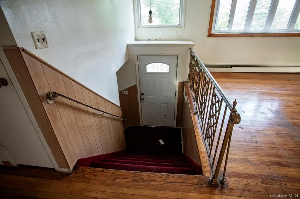 292 Westside Avenue Freeport NY 11520