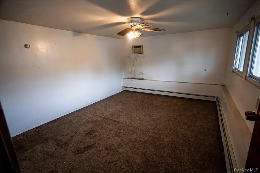 292 Westside Avenue Freeport NY 11520