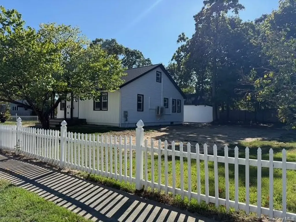 64 Highland Avenue Patchogue NY 11772