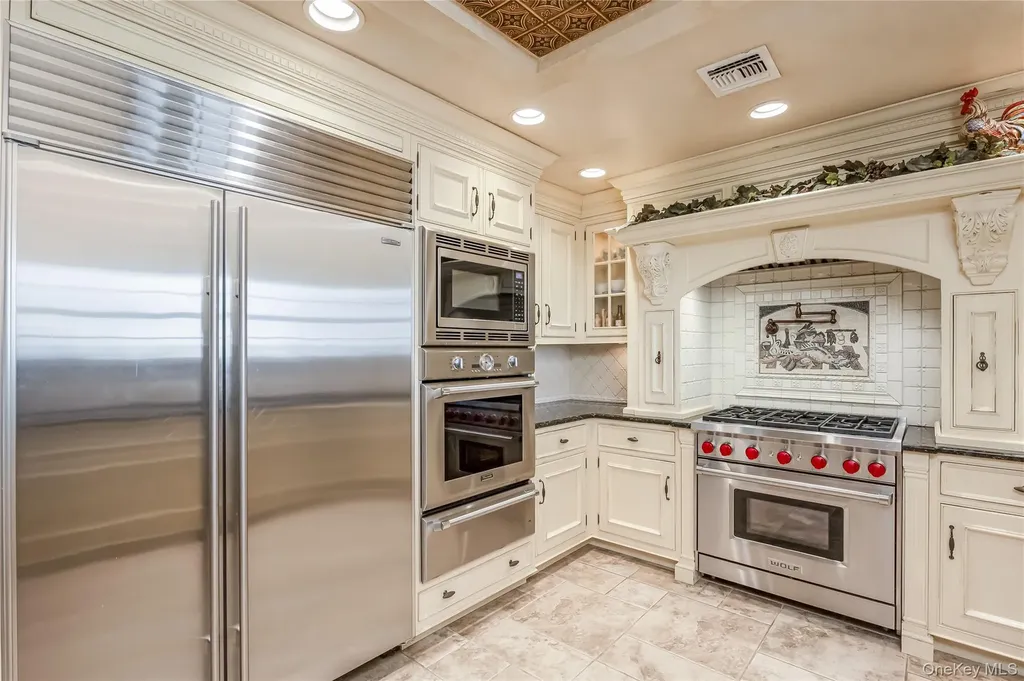 266 E Shore Drive Massapequa NY 11758