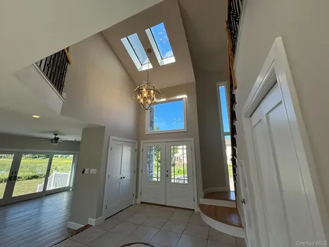 35 Adams Avenue Bayville NY 11709