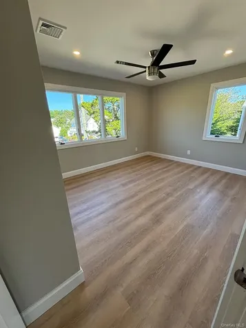 35 Adams Avenue Bayville NY 11709