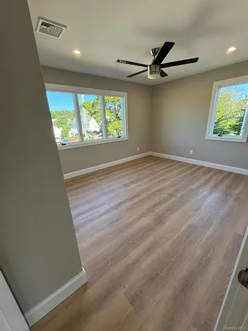 35 Adams Avenue Bayville NY 11709