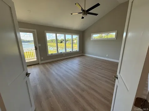 35 Adams Avenue Bayville NY 11709