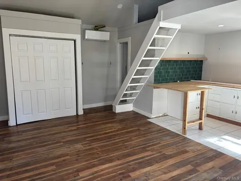 35 Adams Avenue Bayville NY 11709