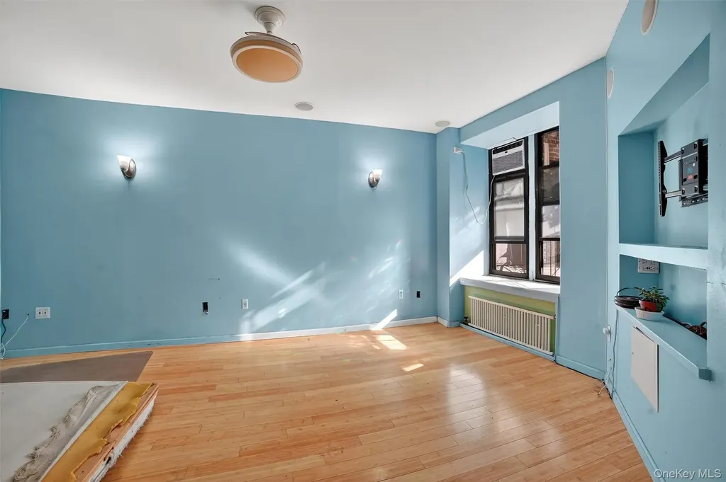 941 Jerome Avenue Bronx NY 10452