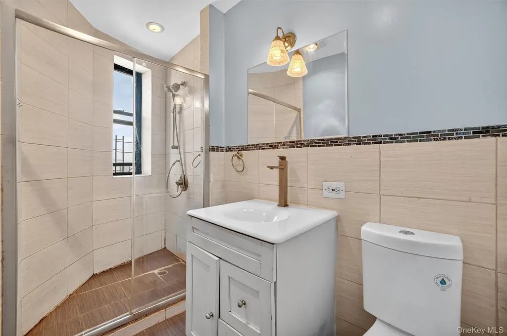 941 Jerome Avenue Bronx NY 10452
