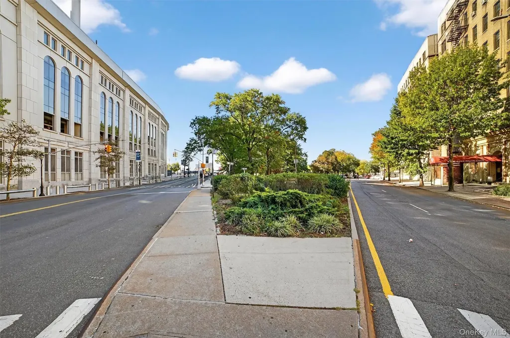 941 Jerome Avenue Bronx NY 10452