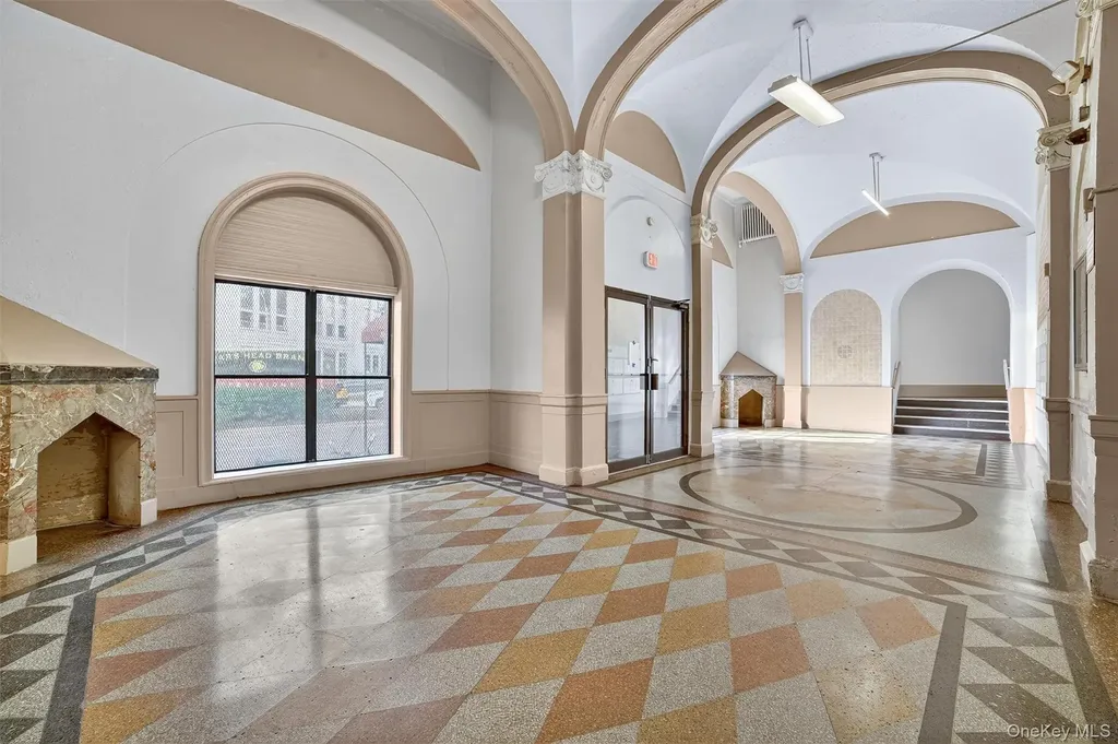 941 Jerome Avenue Bronx NY 10452