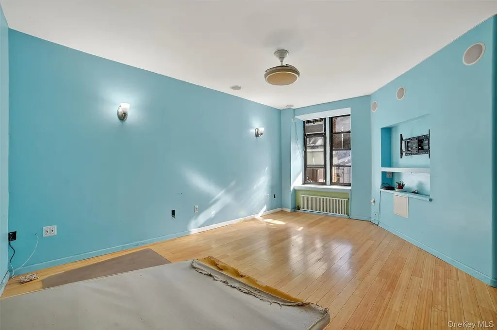 941 Jerome Avenue Bronx NY 10452