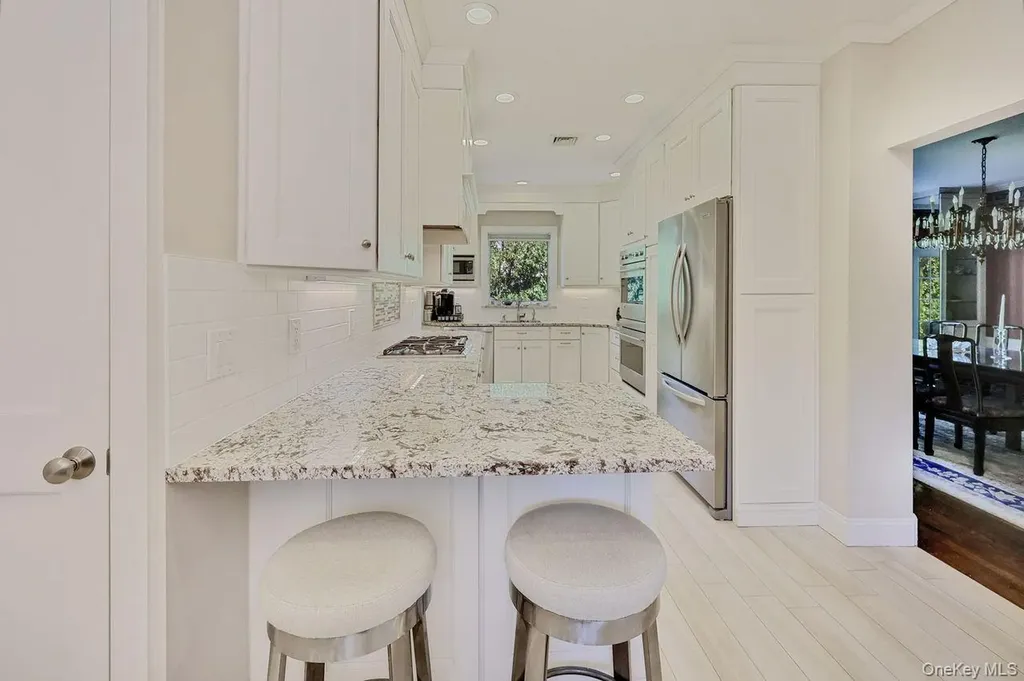 252 Cedar Avenue Hewlett Bay Park NY 11557