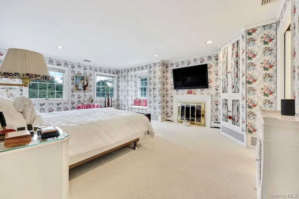 252 Cedar Avenue Hewlett Bay Park NY 11557