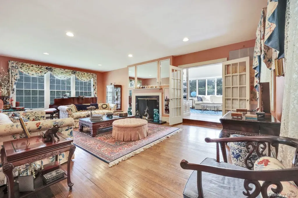 252 Cedar Avenue Hewlett Bay Park NY 11557