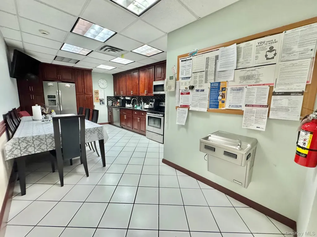 4435 Austin Boulevard Island Park NY 11558