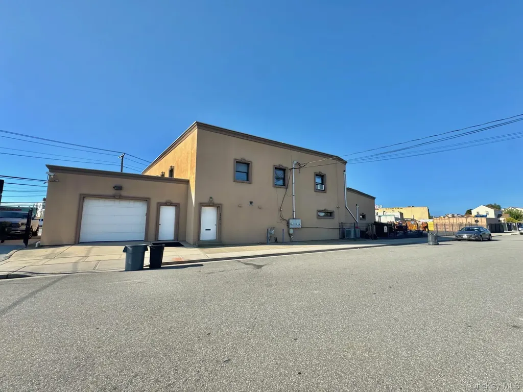 4435 Austin Boulevard Island Park NY 11558