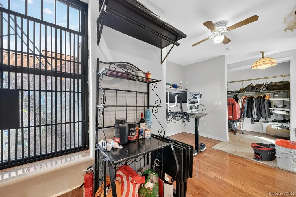 941 Jerome Avenue Bronx NY 10452