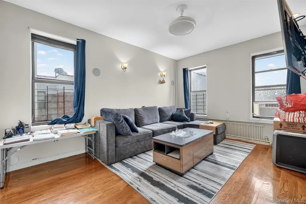 941 Jerome Avenue Bronx NY 10452