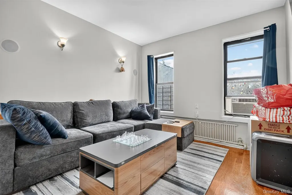 941 Jerome Avenue Bronx NY 10452