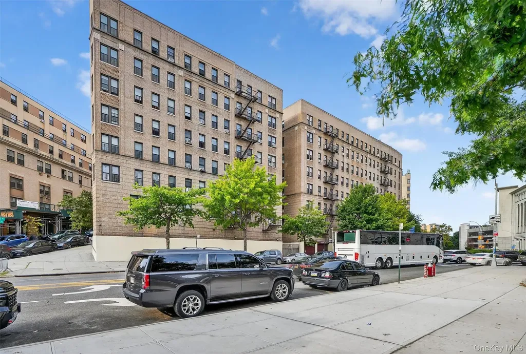 941 Jerome Avenue Bronx NY 10452