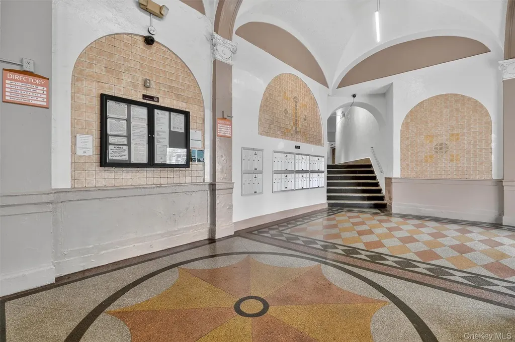 941 Jerome Avenue Bronx NY 10452