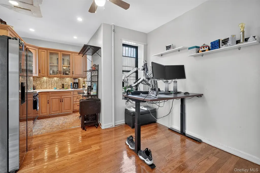 941 Jerome Avenue Bronx NY 10452
