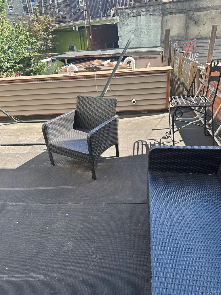 28 Maspeth Avenue Brooklyn NY 11211