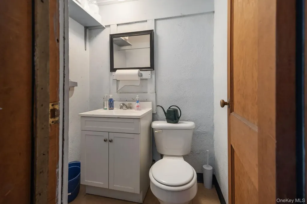 107 Railroad Avenue Other NY 12122