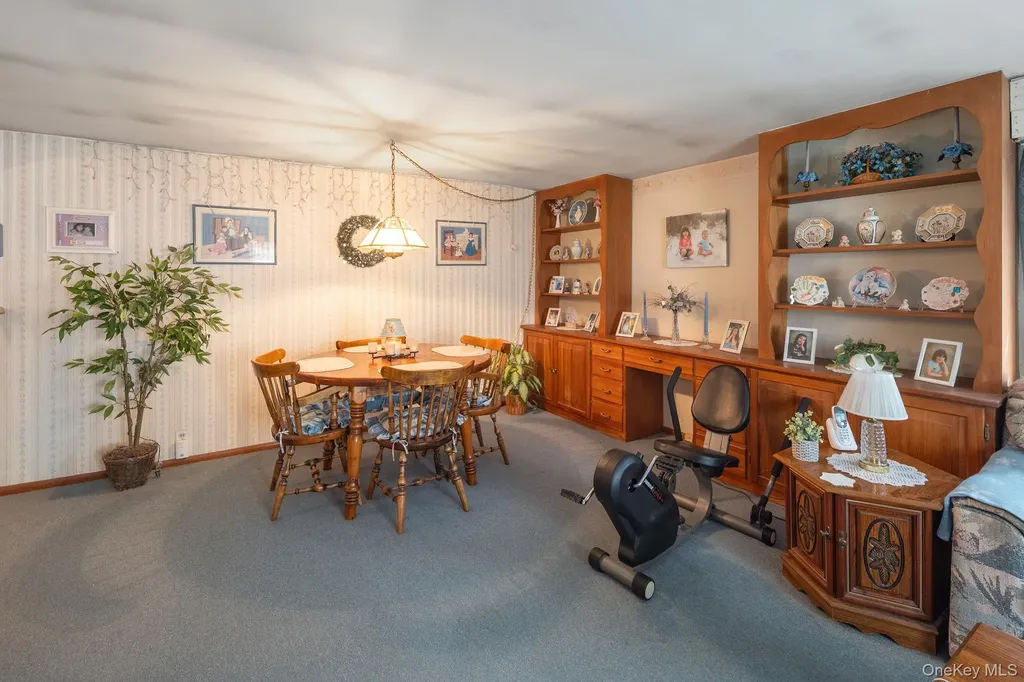 107 Railroad Avenue Other NY 12122