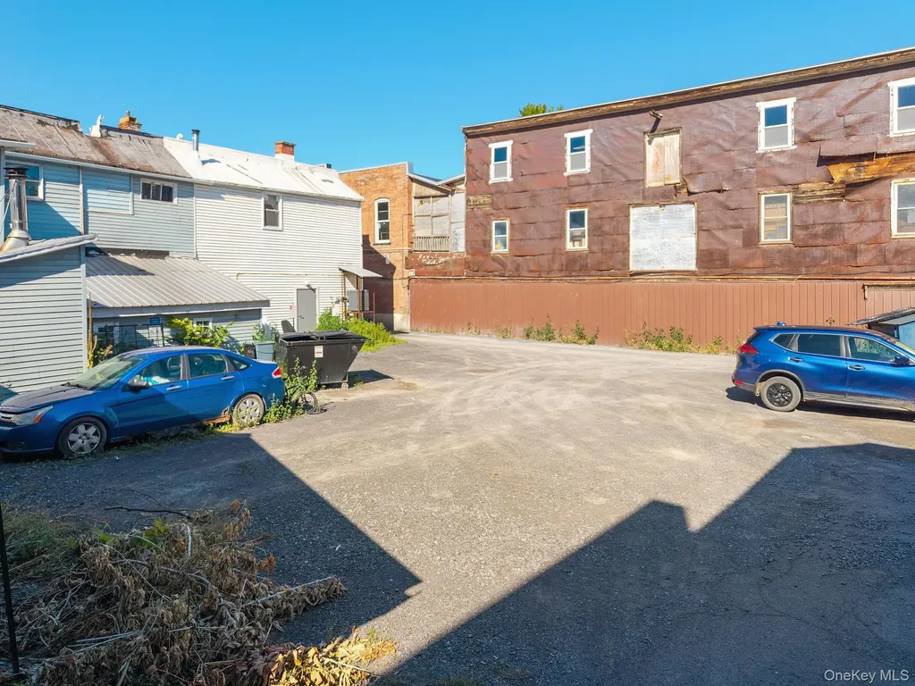 107 Railroad Avenue Other NY 12122