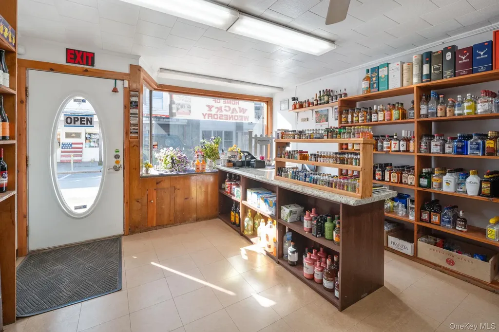 107 Railroad Avenue Other NY 12122