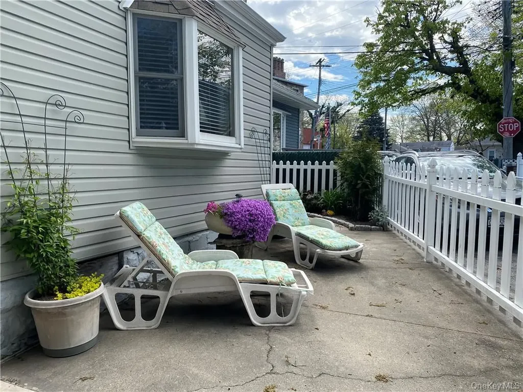 181C Edgewater Bronx NY 10465