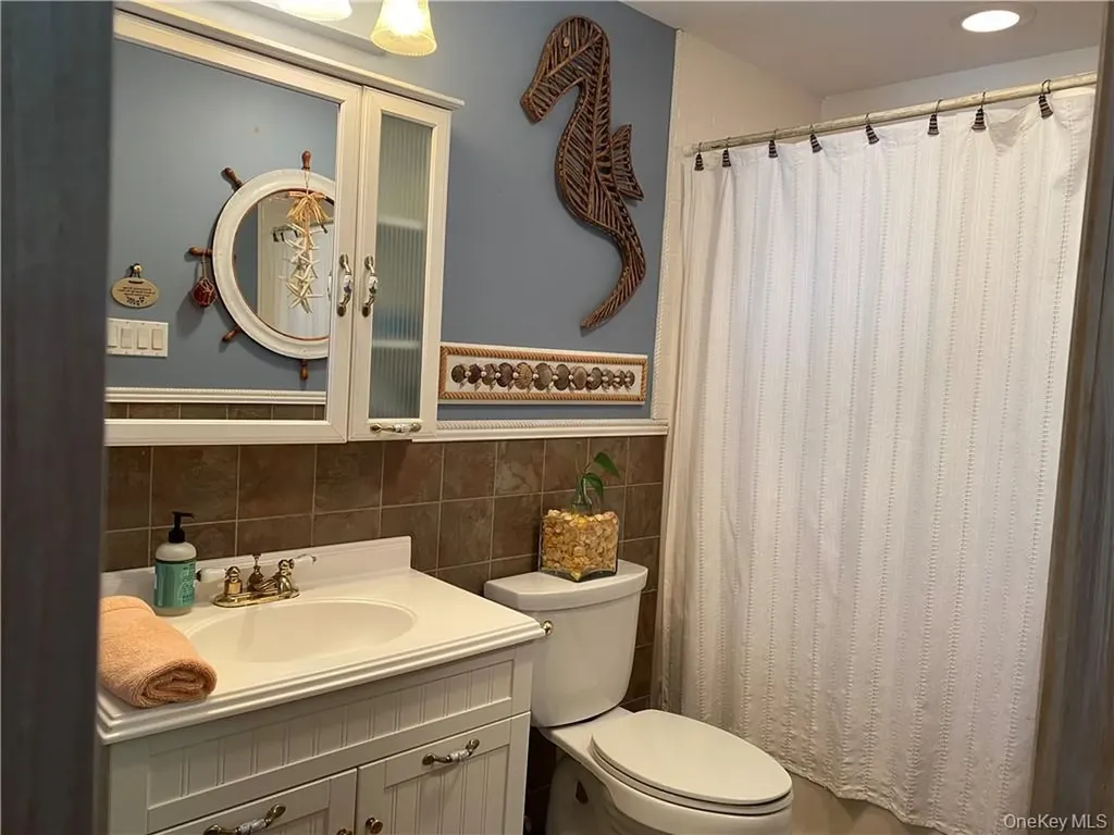 181C Edgewater Bronx NY 10465