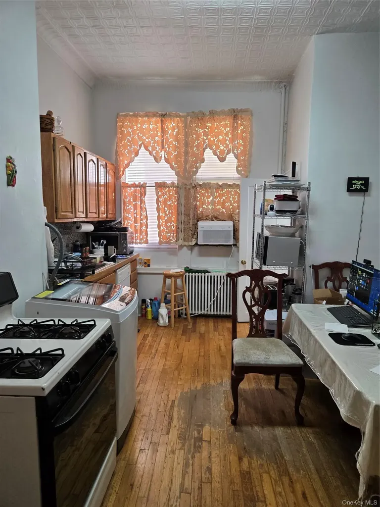 1530 Gates Avenue Brooklyn NY 11237
