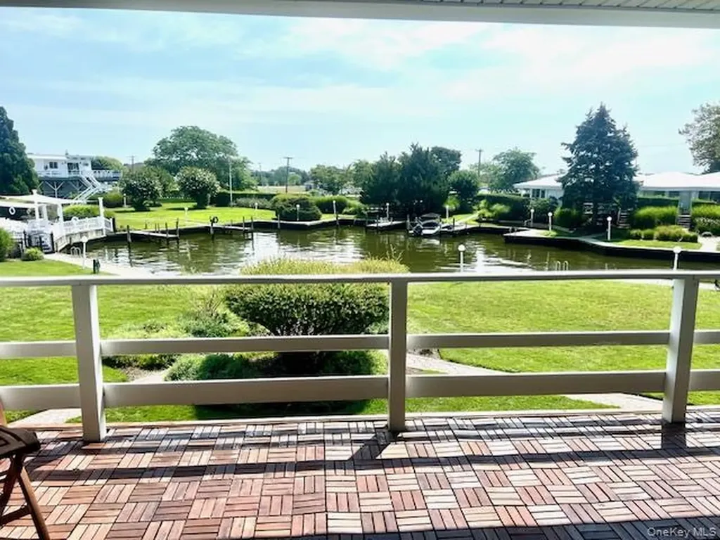 35 Library Avenue Westhampton Beach NY 11978