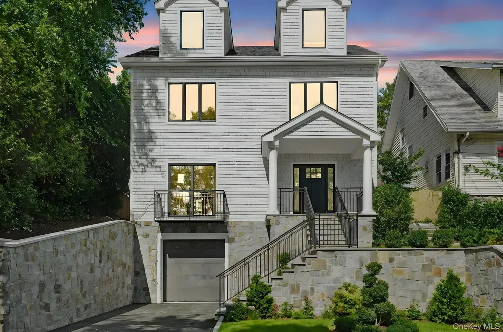 64 1/2 Exchange Place Port Chester NY 10573