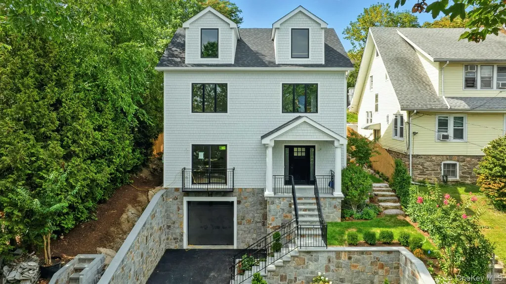 64 1/2 Exchange Place Port Chester NY 10573