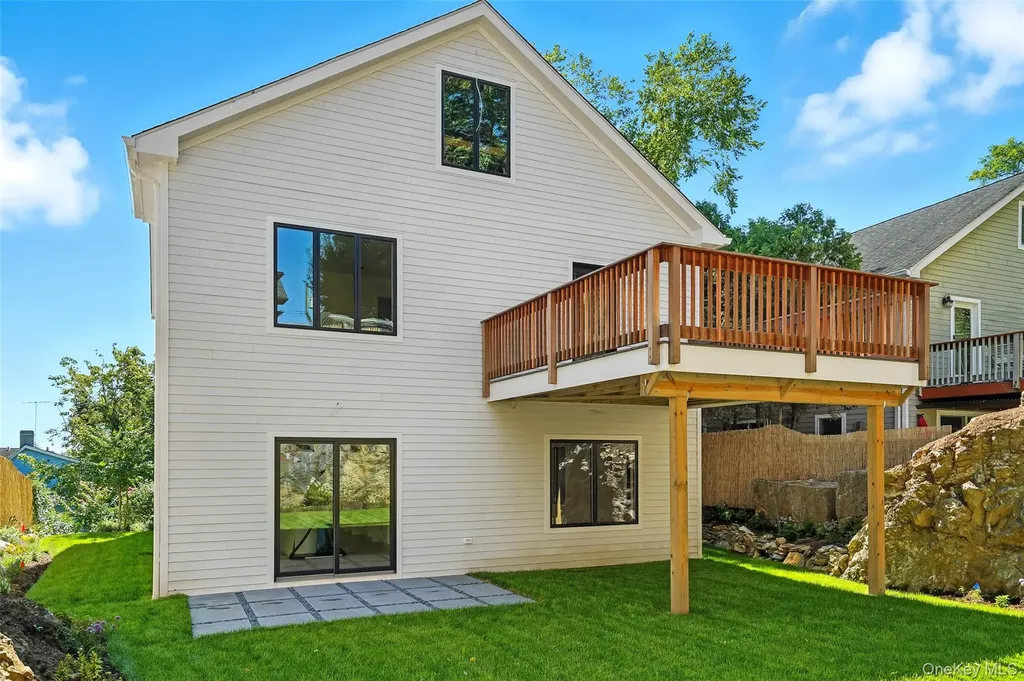 64 1/2 Exchange Place Port Chester NY 10573
