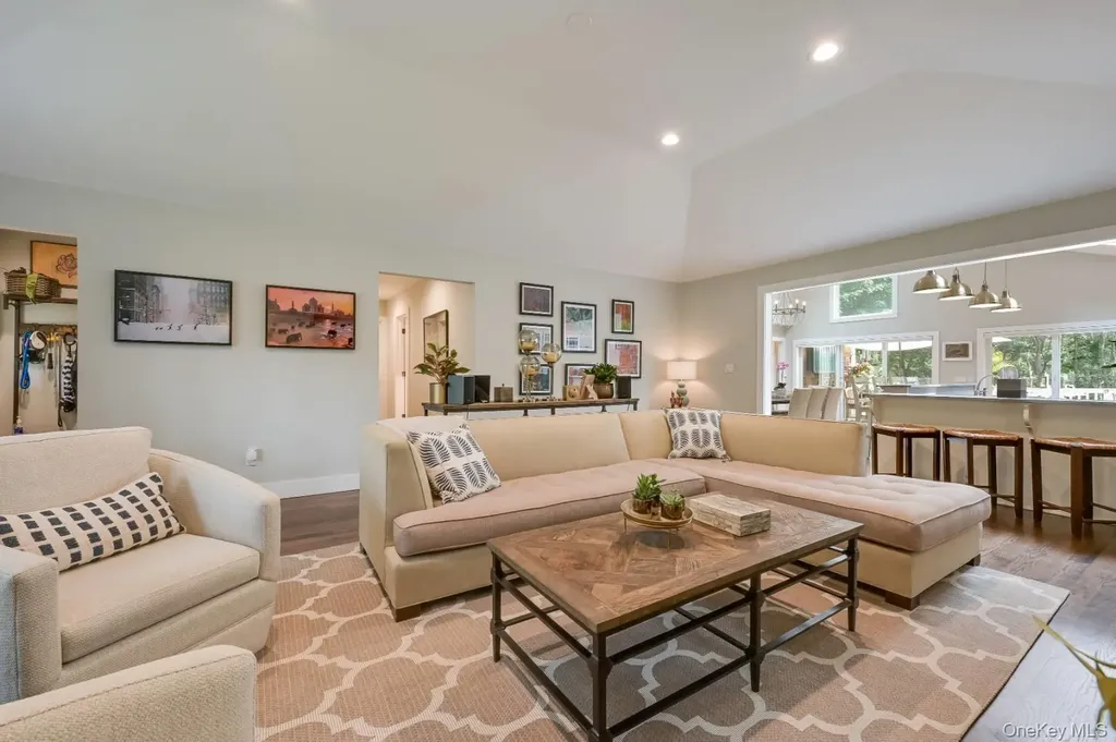 24 Shadyrest Drive Sag Harbor NY 11963