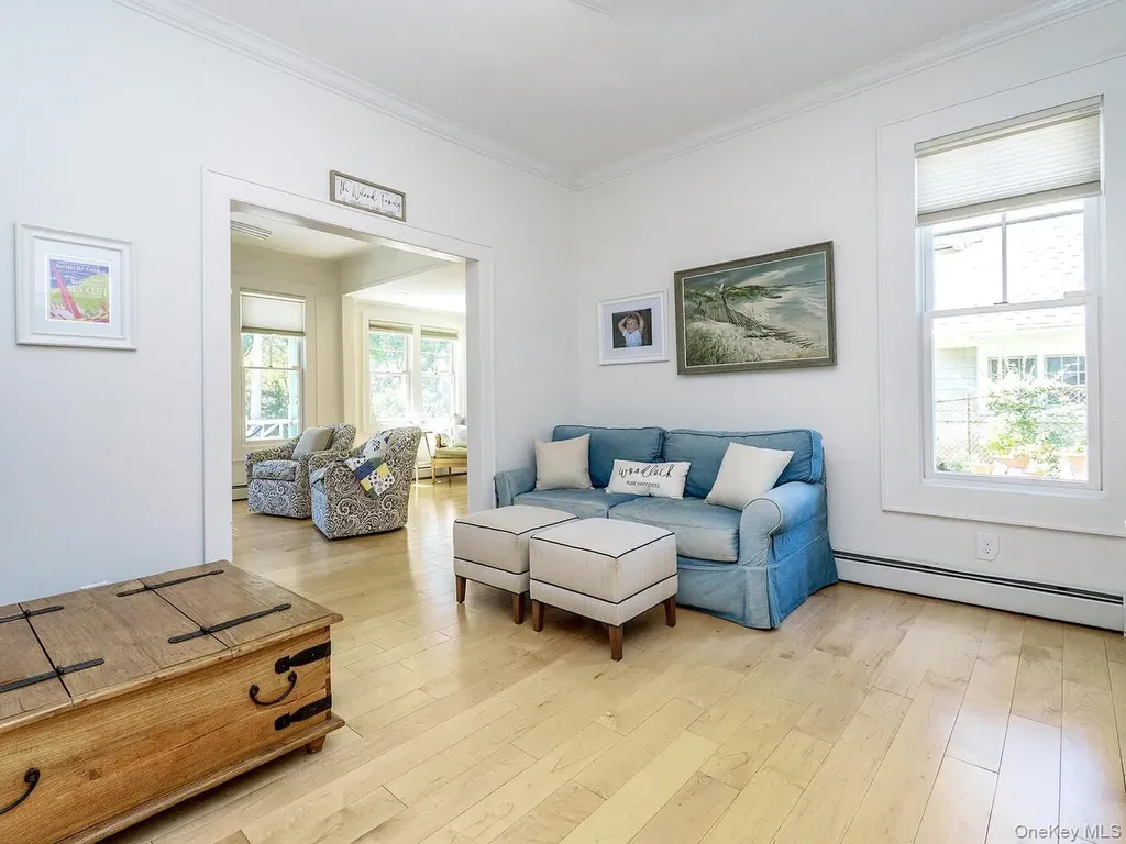 182 14th Avenue Sea Cliff NY 11579