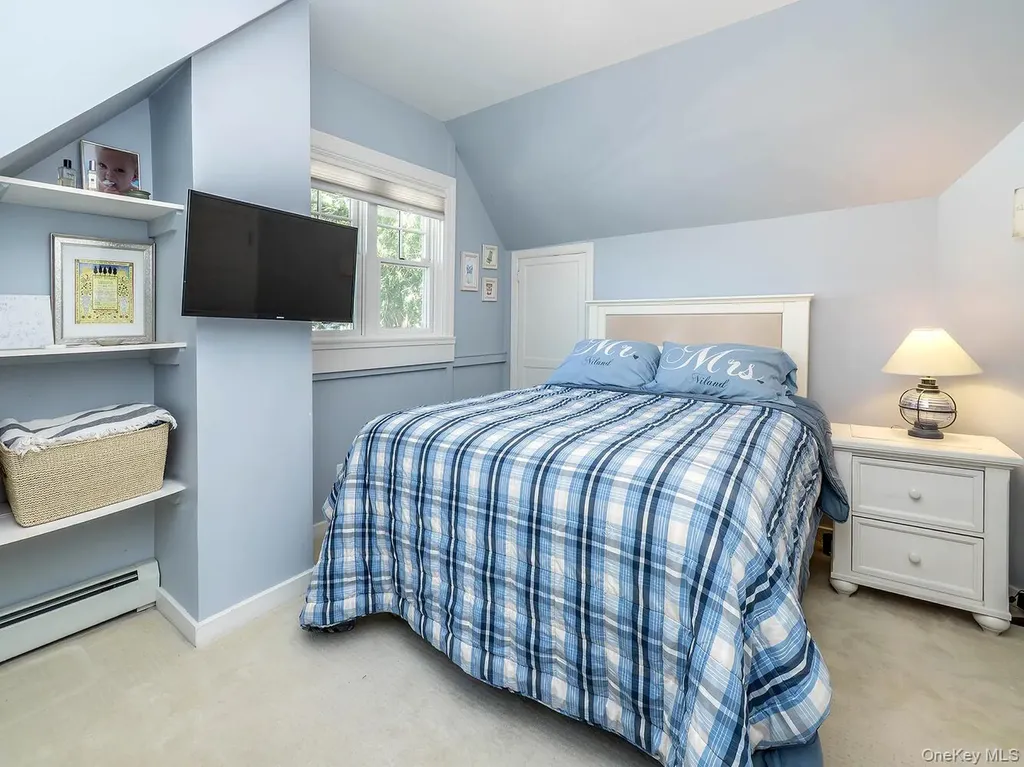 182 14th Avenue Sea Cliff NY 11579