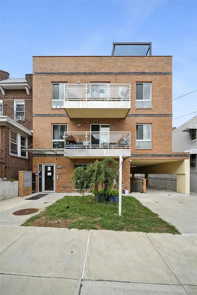 7425 43rd Avenue Elmhurst NY 11373