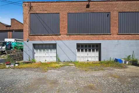 14-20 Cottage Street Middletown NY 10940