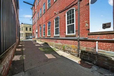 14-20 Cottage Street Middletown NY 10940