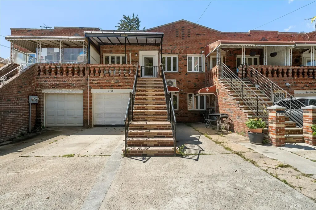 1262 E 98th Street Brooklyn NY 11236