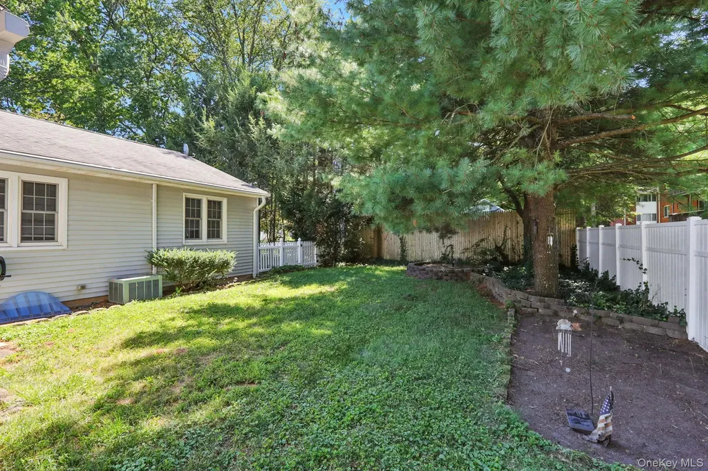 1041 Pine Place Kingston NY 12401