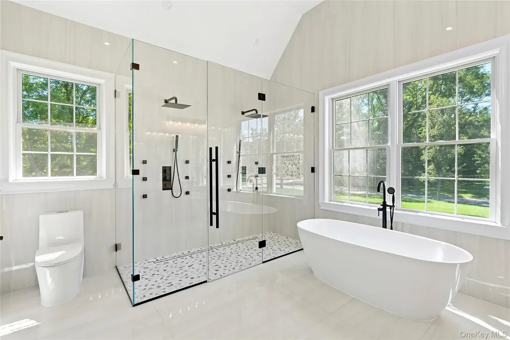 80 Deer Run Southold NY 11971