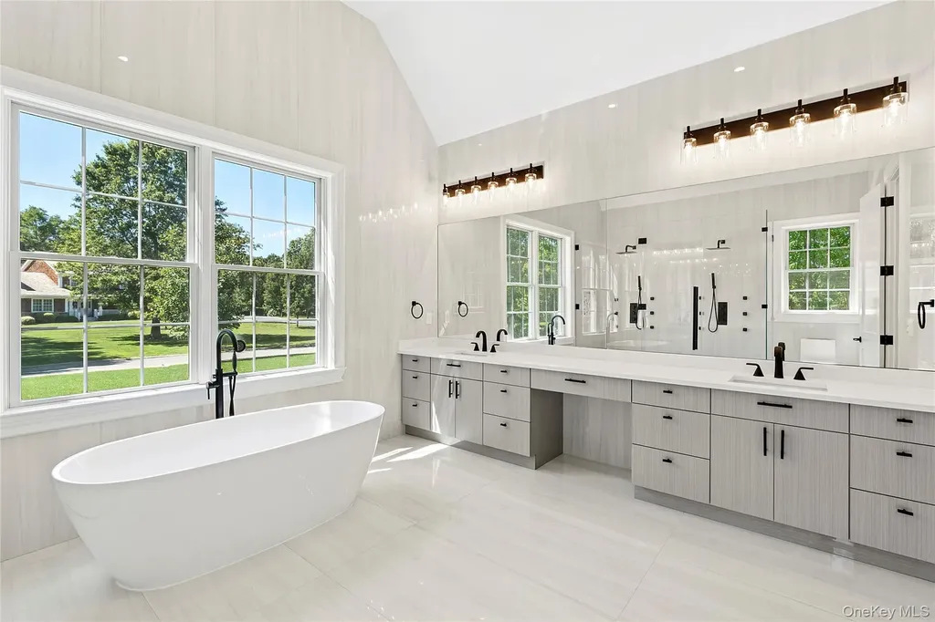 80 Deer Run Southold NY 11971