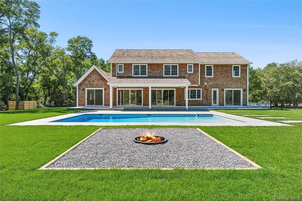 80 Deer Run Southold NY 11971