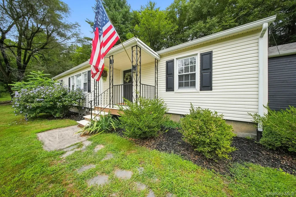 526 State Route 42 Port Jervis NY 12780