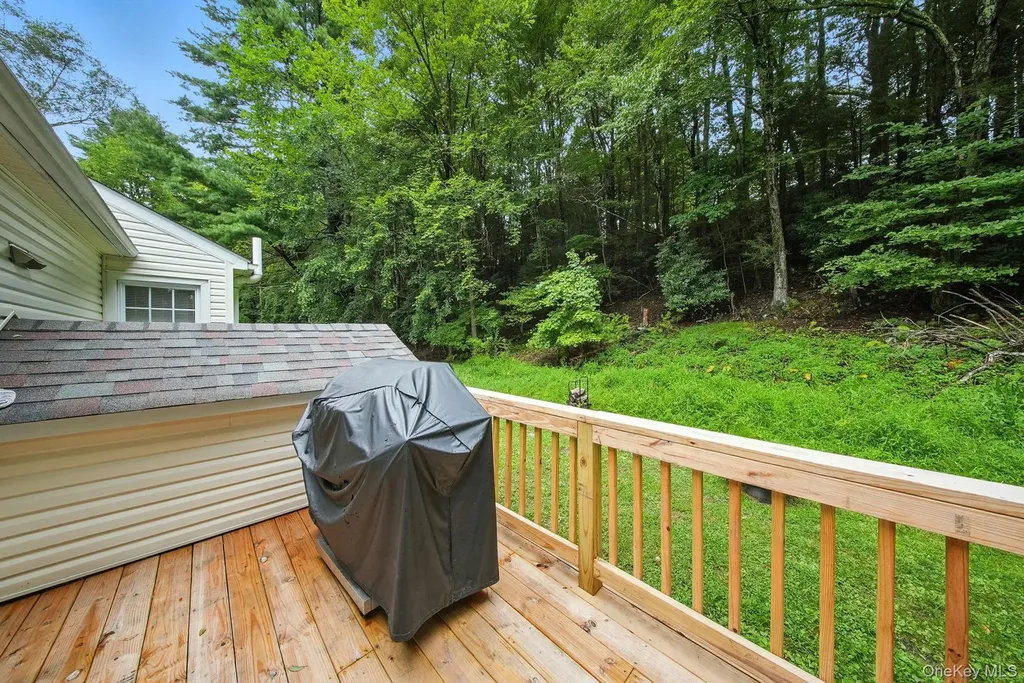526 State Route 42 Port Jervis NY 12780